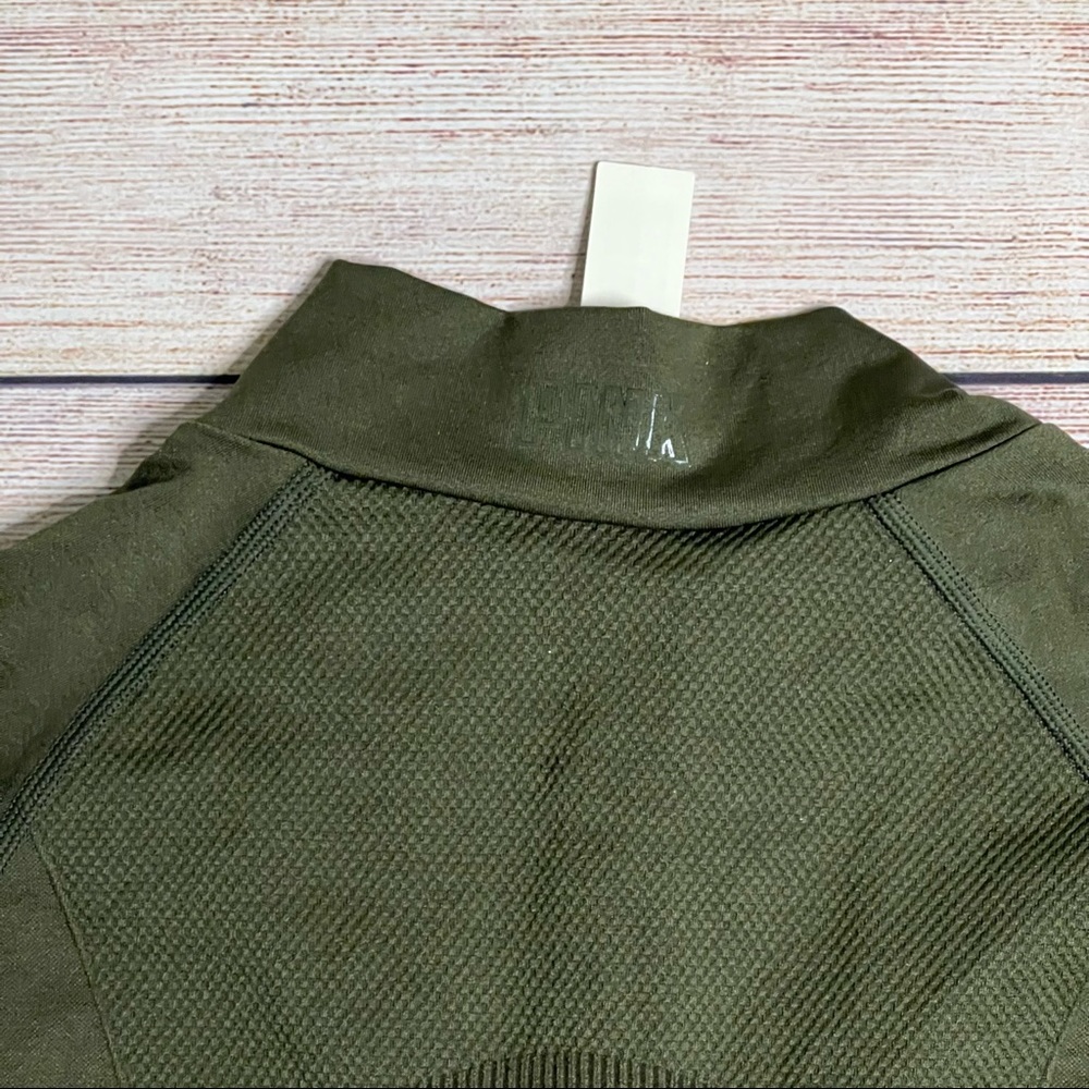 PINK Active Green Long Sleeve Partial Zip Pullover Cropped Sweatshirt Size M - Picture 10 of 10